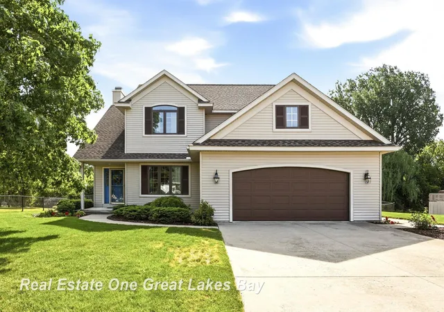 1st image of 5375 Jillian Dr, Bay City, MI 48706 | MLS# 61050211275