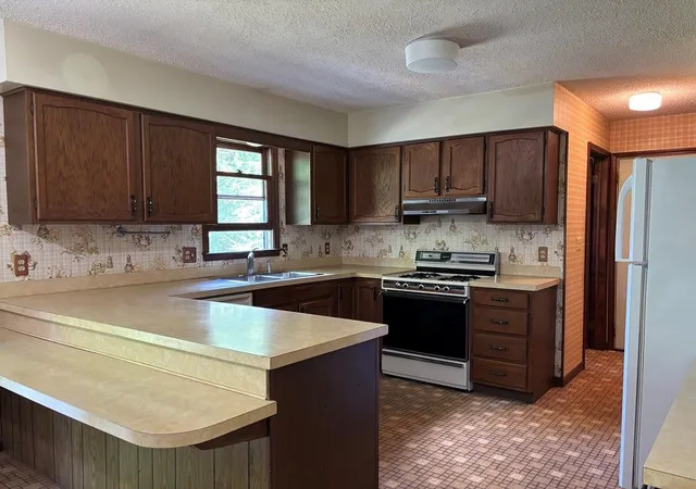 Homes for sale in Elmwood Charter Township Leelanau, MI | 10009 E Lakeview Hills Rd, Elmwood Charter Township Leelanau, MI 49684 | MLS# 78080069624