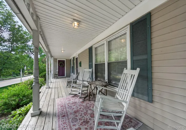 3rd image of 89 S Main St, Clarkston, MI 48346 | MLS# 20261044395