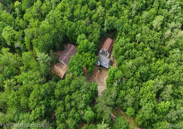 5th image of 175 Bishop Rd, Sterling, MI 48659 | MLS# 20261044396