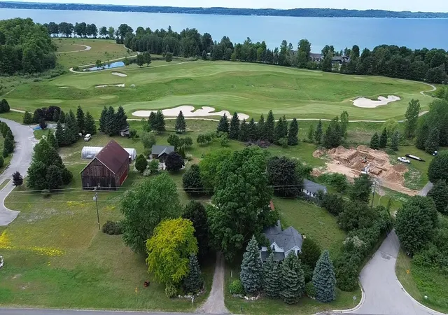 Photo 1 of Single family home for sale at 8491 Us 31 N, Williamsburg, MI 49690 | MLS# 78080069626 | Listing updated on 2026-07-17