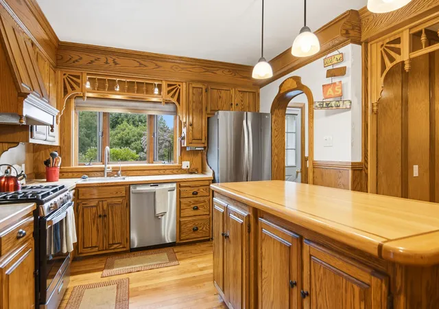 Photo 3 of Single family home for sale at 8491 US 31 N, Williamsburg, MI 49690 | MLS# 78080069626 | Listing updated on 2026-07-17
