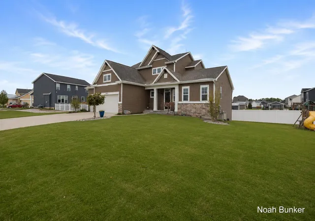 3rd image of 3857 Winsome Dr, Hudsonville, MI 49426 | MLS# 65026029186
