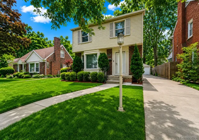 1st image of 17400 Huntington Rd, Detroit, MI 48219 | MLS# 20261044400