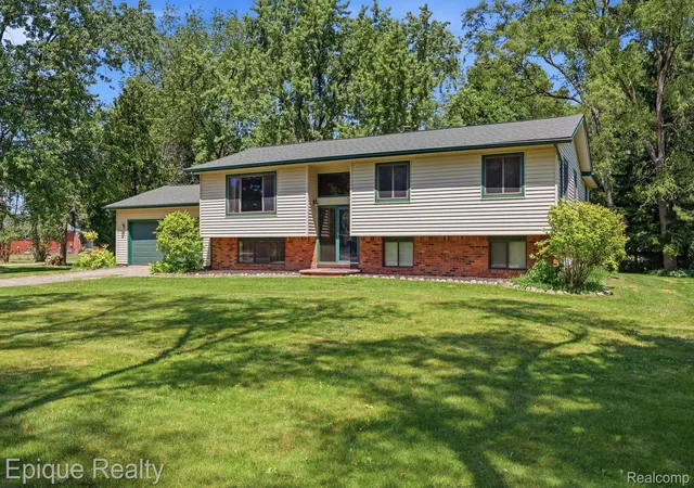 Photo 1 of Single family home for sale at 51600 Shelby Rd, Shelby Township, MI 48316 | MLS# 20261044401 | Listing updated on 2026-09-04