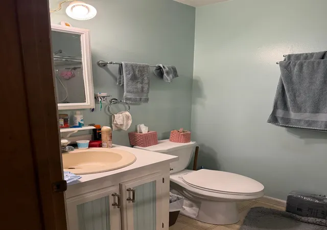 Photo 4 of Single family home for sale at 1950 Vanderlip Rd, Traverse City, MI 49686 | MLS# 78080069630 | Listing updated on 2026-06-16