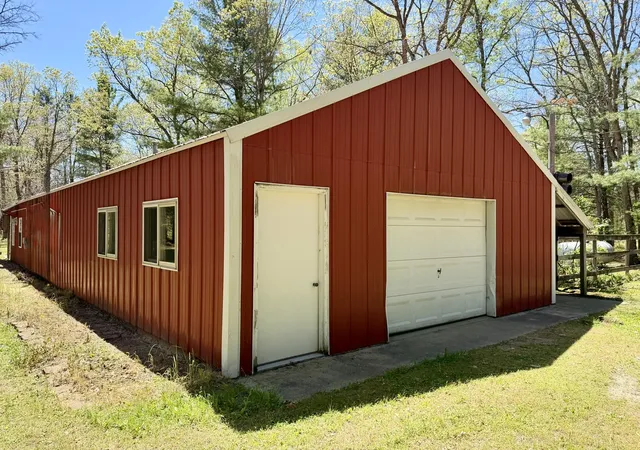 4th image of 22533 Hoxeyville, Wellston, MI 49689 | MLS# 67026029197