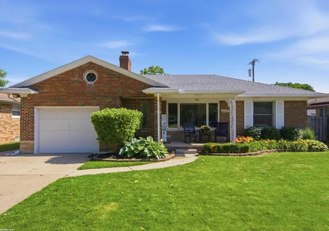 Photo 1 of Sale Pending at 21023 Thiele St, Saint Clair Shores, MI 48081 | MLS# 58050211291 | Listing updated on 2026-06-16