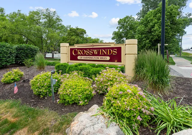 Photo 2 of Condo for sale at 31008 Country Blf, Farmington Hills, MI 48331 | MLS# 81026029209 | Listing updated on 2026-08-24