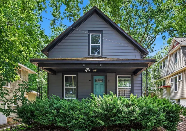 1st image of 1222 E Kalamazoo St, Lansing, MI 48912 | MLS# 65026029221