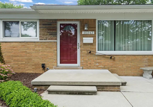 Photo 2 of Single family home for sale at 20343 Ardmore Park St, Saint Clair Shores, MI 48081 | MLS# 58050211307 | Listing updated on 2026-06-16