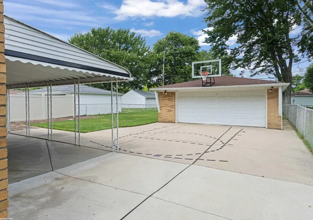Photo 3 of Single family home for sale at 20343 Ardmore Park St, Saint Clair Shores, MI 48081 | MLS# 58050211307 | Listing updated on 2026-06-16