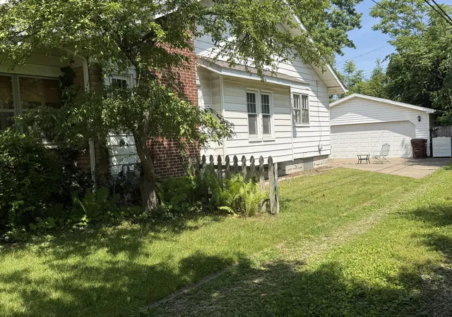 Photo 4 of Single family home for sale at 331 Spink Ave, Milan, MI 48160 | MLS# 81026029227 | Listing updated on 2026-08-27