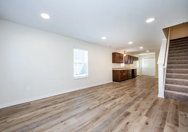 5th image of 945 Union Ave, Benton Harbor, MI 49022 | MLS# 69026029232