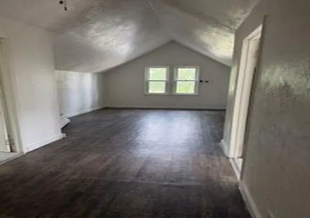 Listing Photo 4 - Condo for sale in building located at 2541 Jefferson St, Muskegon, MI 49444