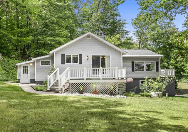 1st image of 4145 Frankfort Hwy, Frankfort, MI 49635 | MLS# 78080069648