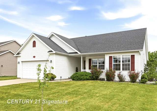1st image of 5570 Blackberry Rd, Saginaw, MI 48603 | MLS# 61050211322
