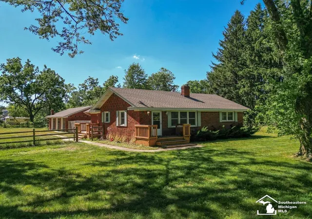 Photo 1 of Single family home for sale at 6772 Wells Rd, Petersburg, MI 49270 | MLS# 57050211324 | Listing updated on 2026-06-15