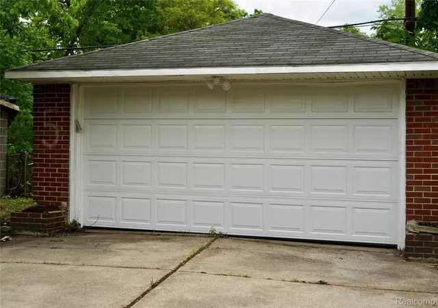 Photo 3 of Single family home for sale at 18827 Keystone St, Detroit, MI 48234 | MLS# 20261044510 | Listing updated on 2026-09-15