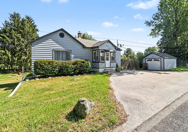 Homes for sale in Benona Township Oceana, MI | 6520 W Johnson Rd, Benona Township Oceana, MI 49455 | MLS# 67026029262