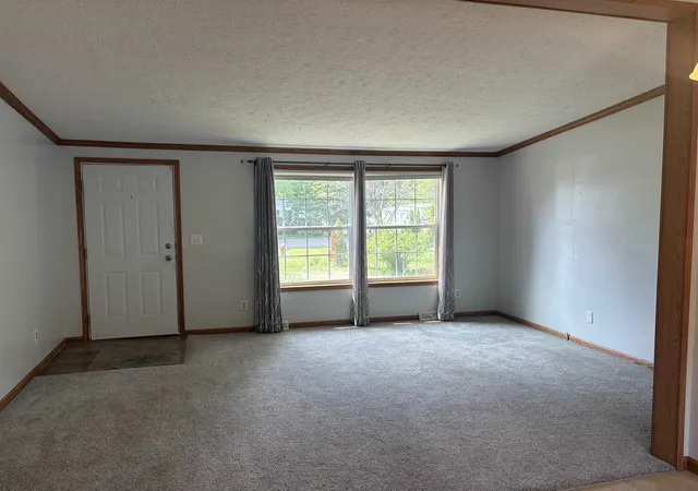 Photo 3 of Single family home for sale at 714 Golfview Cir, Elk Rapids, MI 49629 | MLS# 78080069650 | Listing updated on 2026-09-14