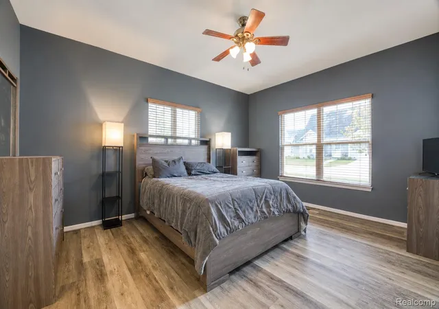 Listing Photo 4 - Condo for sale in building located at 1710 Carlisle St, Howell, MI 48855