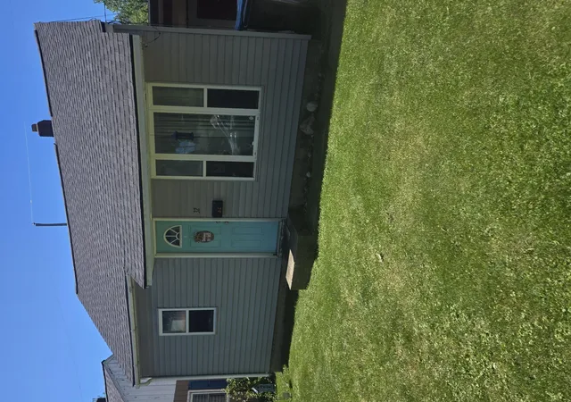 Photo 1 of Sale Pending at 32 Ferndale Ct, Battle Creek, MI 49015 | MLS# 64026029271 | Listing updated on 2026-06-22