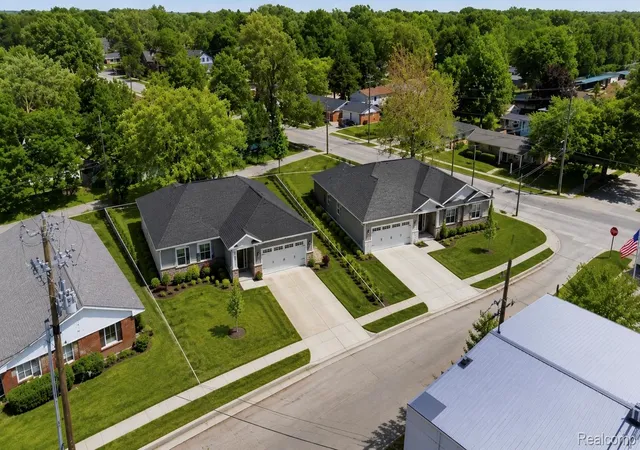 Photo 3 of Land for sale at 61 Floral Ave, Mount Clemens, MI 48043 | MLS# 20261044538 | Listing updated on 2026-06-14
