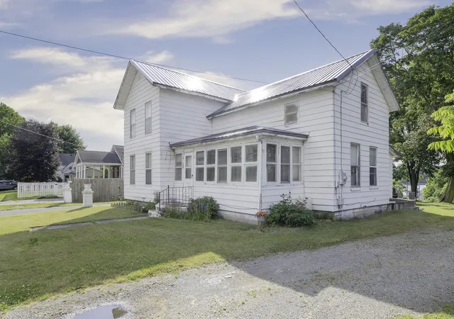 1st image of 123 Hilltop Ln, Cassopolis, MI 49031 | MLS# 69026029277