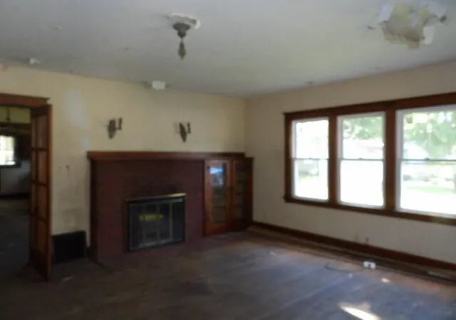3rd image of 709 S Main St, Three Rivers, MI 49093 | MLS# 64026029276