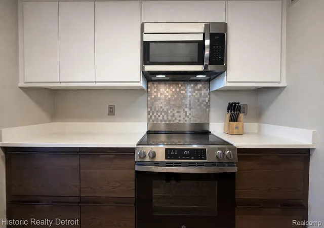 Homes for sale in Detroit City Wayne, MI | 1300 E Lafayette #307, Detroit City Wayne, MI 48207 | MLS# 20261044541