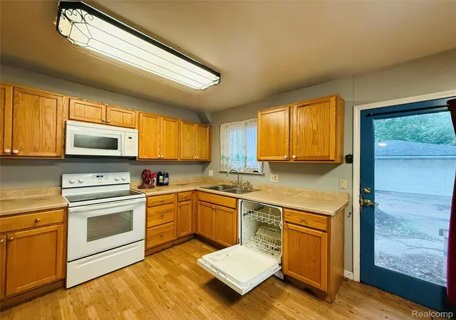Photo 2 of Single family home for sale at 1501 Barchester St, Westland, MI 48186 | MLS# 20261044558 | Listing updated on 2026-09-03