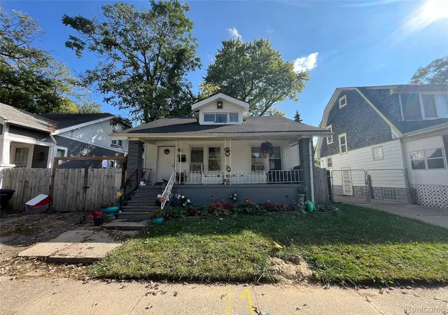 Photo 3 of Single family home for sale at 10139 Beechdale St, Detroit, MI 48204 | MLS# 20261044566 | Listing updated on 2026-08-26