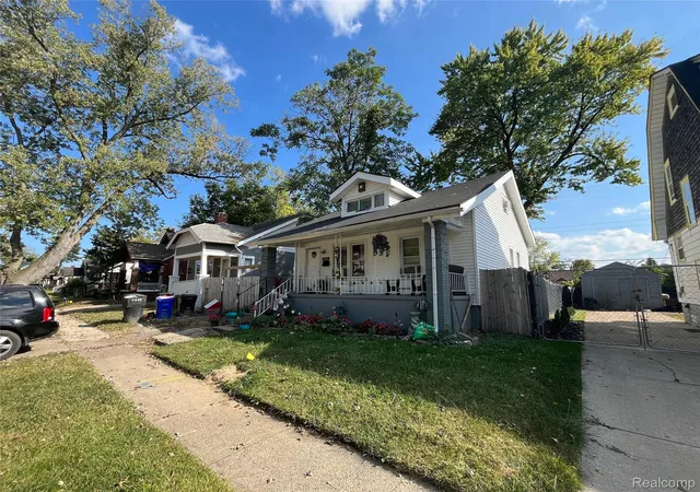 Photo 3 of Single family home for sale at 10139 Beechdale St, Detroit, MI 48204 | MLS# 20261044566 | Listing updated on 2026-08-26