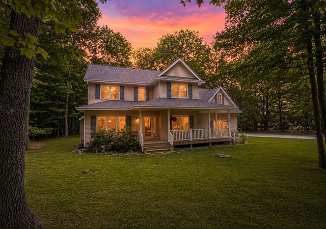 1st image of 1424 Timber Ridge Dr, Manistee, MI 49660 | MLS# 78080069658