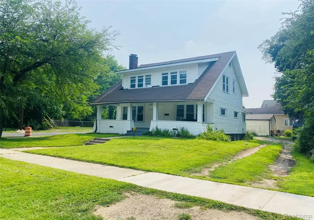 Photo 3 of Single family home for sale at 17564 Cooley St, Detroit, MI 48219 | MLS# 20261044583 | Listing updated on 2026-06-15