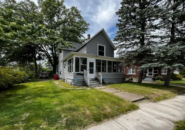 1st image of 774 Lavette Ave, Benton Harbor, MI 49022 | MLS# 69026029297