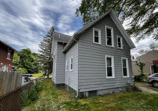 5th image of 774 Lavette Ave, Benton Harbor, MI 49022 | MLS# 69026029297