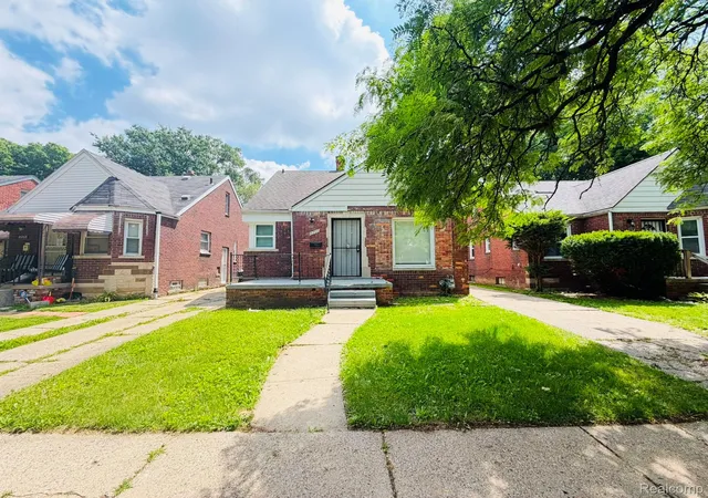 Photo 2 of Single family home for sale at 8260 Coyle St, Detroit, MI 48228 | MLS# 20261044586 | Listing updated on 2026-07-24