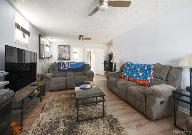 5th image of 12001 Saint Aubin St, Hamtramck, MI 48212 | MLS# 20261044588
