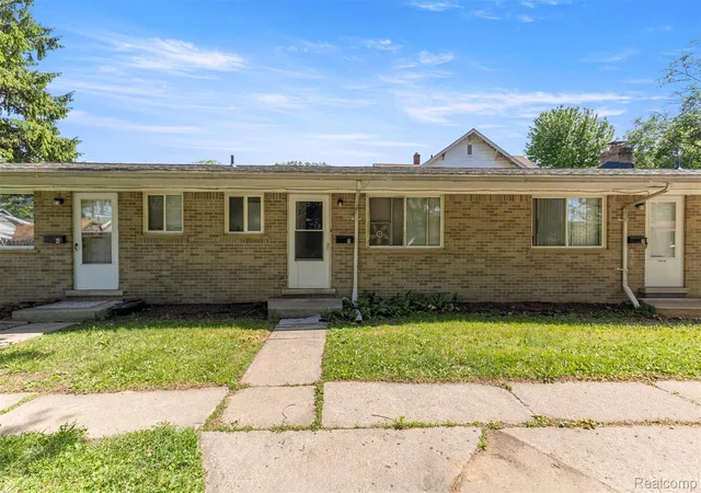 Photo 1 of Multi family home for sale at 4077 Columbus St, Wayne, MI 48184 | MLS# 20261044594 | Listing updated on 2026-06-17