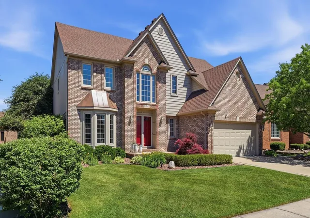 Photo 2 of Single family home for sale at 20547 Windham Dr, Macomb, MI 48044 | MLS# 58050211346 | Listing updated on 2026-06-19