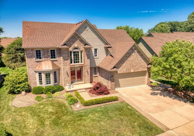 Photo 3 of Single family home for sale at 20547 Windham Dr, Macomb, MI 48044 | MLS# 58050211346 | Listing updated on 2026-06-19
