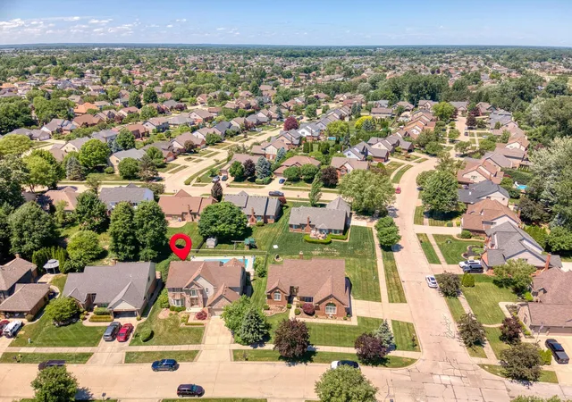 Photo 3 of Single family home for sale at 20547 Windham Dr, Macomb, MI 48044 | MLS# 58050211346 | Listing updated on 2026-06-19