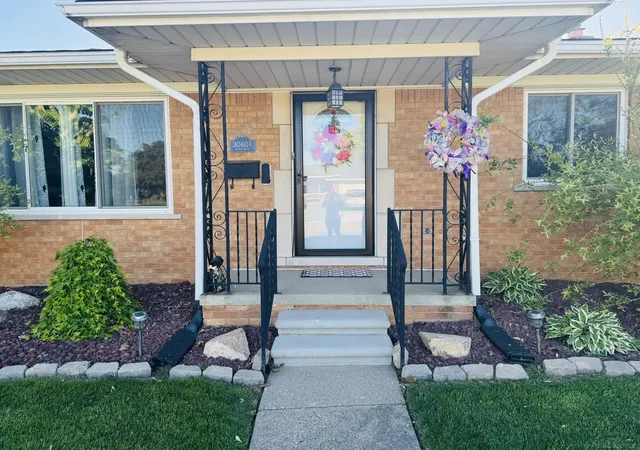 Photo 2 of Single family home for sale at 30601 Taylor St, Saint Clair Shores, MI 48082 | MLS# 58050211350 | Listing updated on 2026-06-20