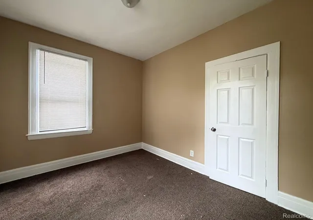 Photo 3 of Single family home for sale at 5565 Fairview St, Detroit, MI 48213 | MLS# 20261044623 | Listing updated on 2026-06-15