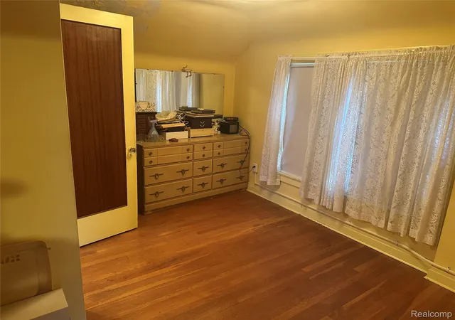 Photo 2 of Single family home for sale at 1315 Lutz Ave, Ann Arbor, MI 48103 | MLS# 20261044632 | Listing updated on 2026-08-27