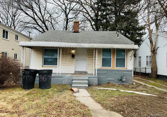Photo 1 of Single family home for sale at 19790 Lahser Rd, Detroit, MI 48219 | MLS# 20261044634 | Listing updated on 2026-06-15