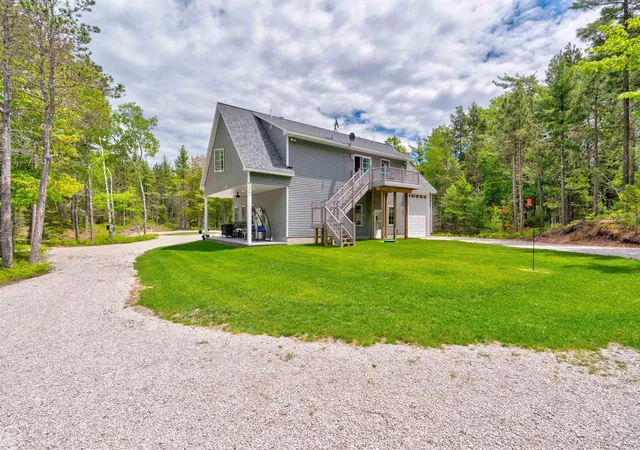 2nd image of 251 S Lake Michigan Rd, Gulliver, MI 49840 | MLS# 58050211372
