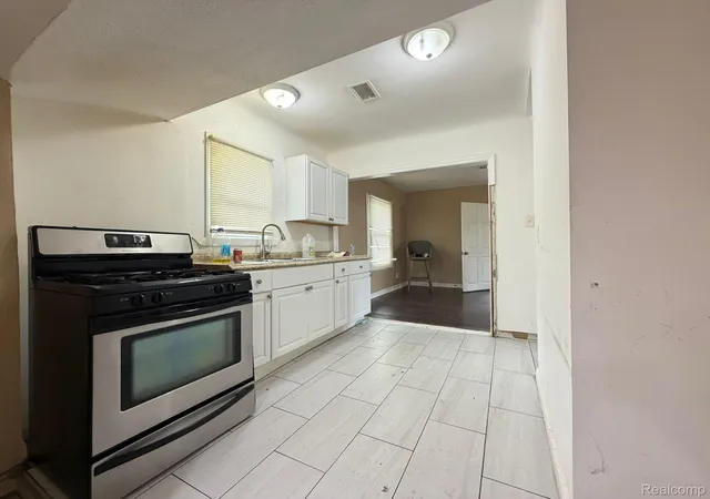 Photo 3 of Single family home for sale at 14960 Littlefield St, Detroit, MI 48227 | MLS# 20261044643 | Listing updated on 2026-08-24